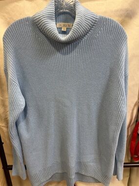 J.Crew women’s light Blue Turtleneck Sweater small